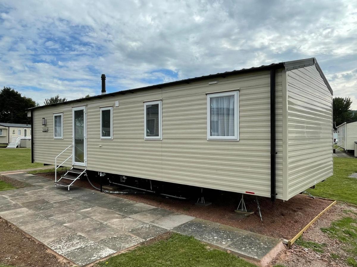 Tidal Caravan Campsite *